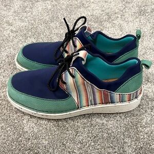 Women’s Justin Lace Up Shoes